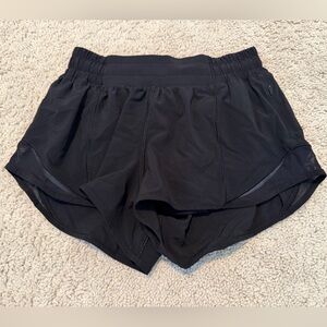 lululemon Hotty Hot Low Rise 2.5” Shorts